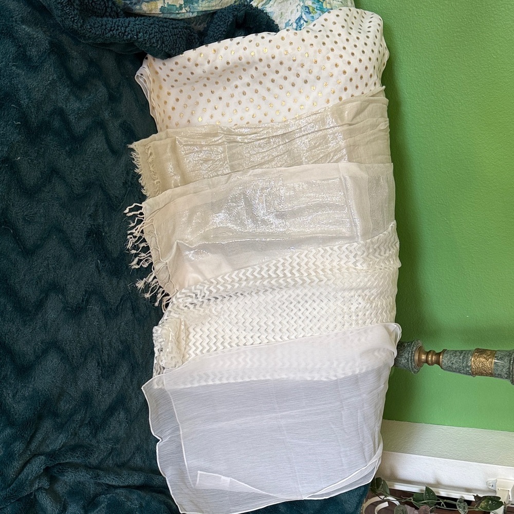 Elegant White and Cream Scarves Set